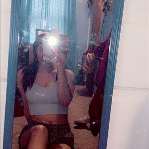 Meet your Posher, Hailey